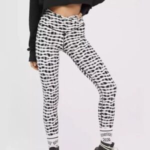 NWT Offline by aerie Real Me Xtra 7/8 Hi-Rise Leggings Checkered Size Small